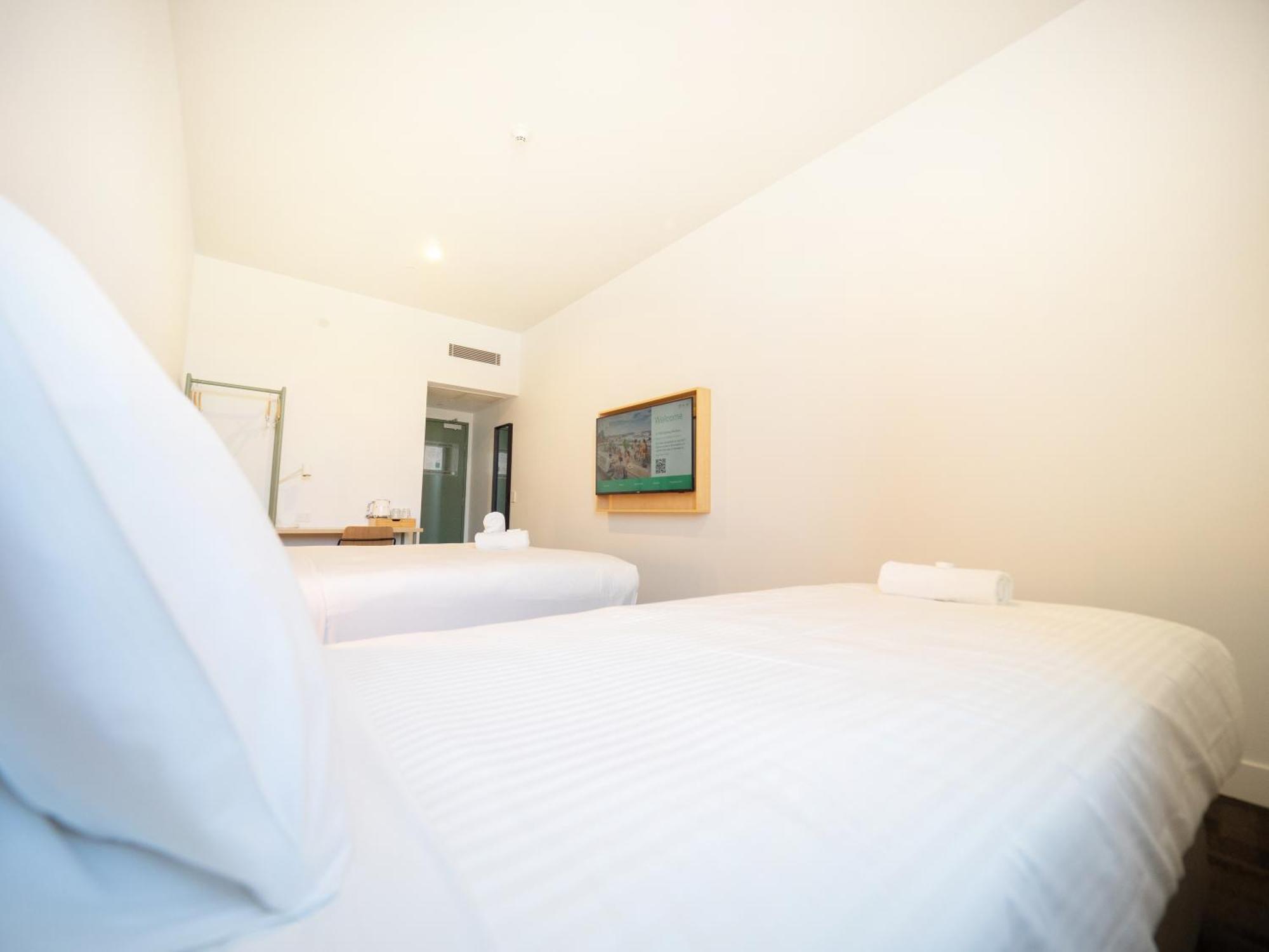 Yha Sydney Harbour Hostel Εξωτερικό φωτογραφία A room at the hotel