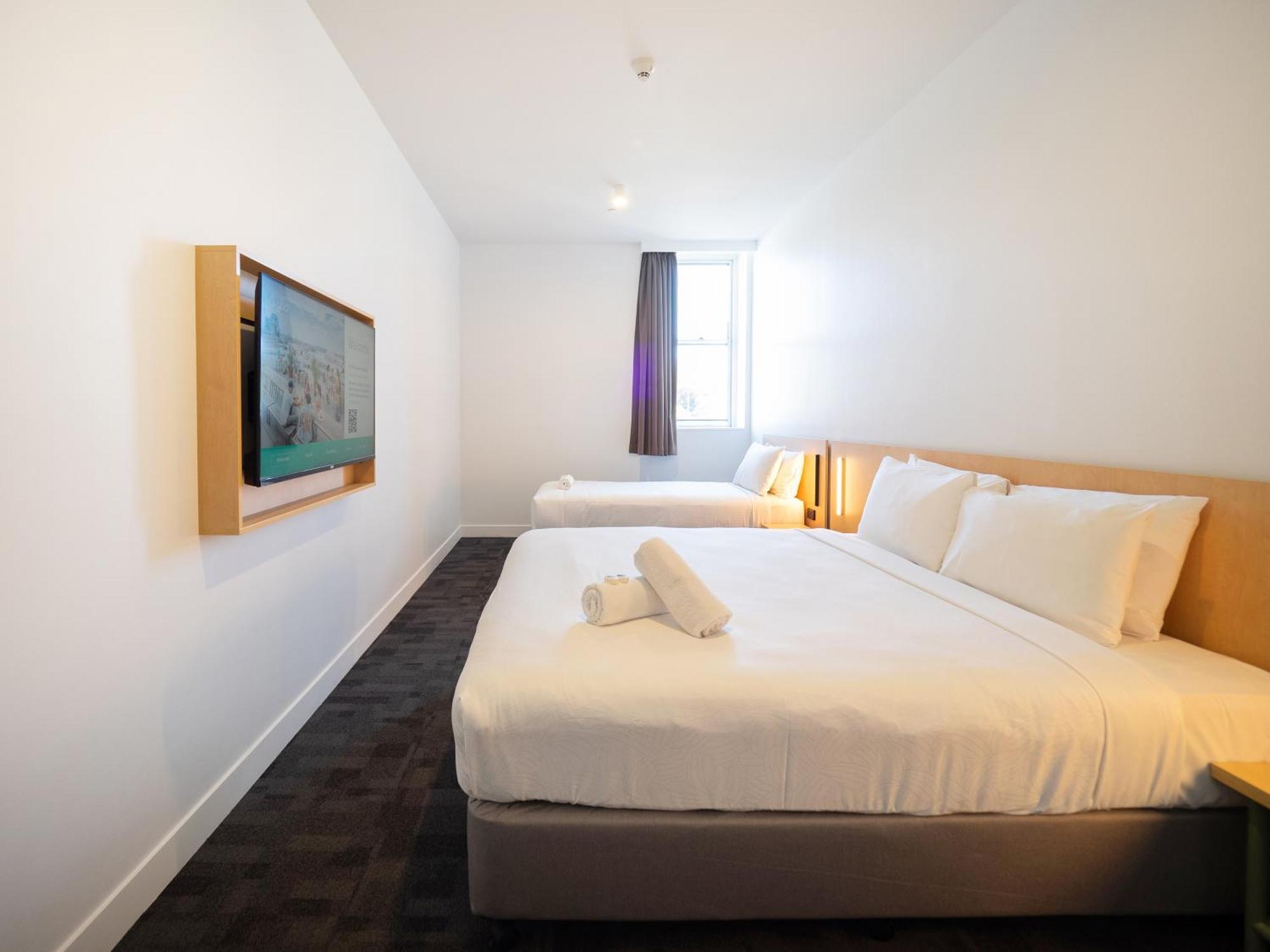 Yha Sydney Harbour Hostel Εξωτερικό φωτογραφία A room at the hotel