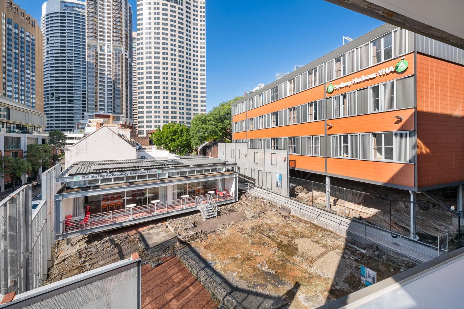 Yha Sydney Harbour Hostel Εξωτερικό φωτογραφία The new building of the University of Applied Sciences and Medical University of Vienna
