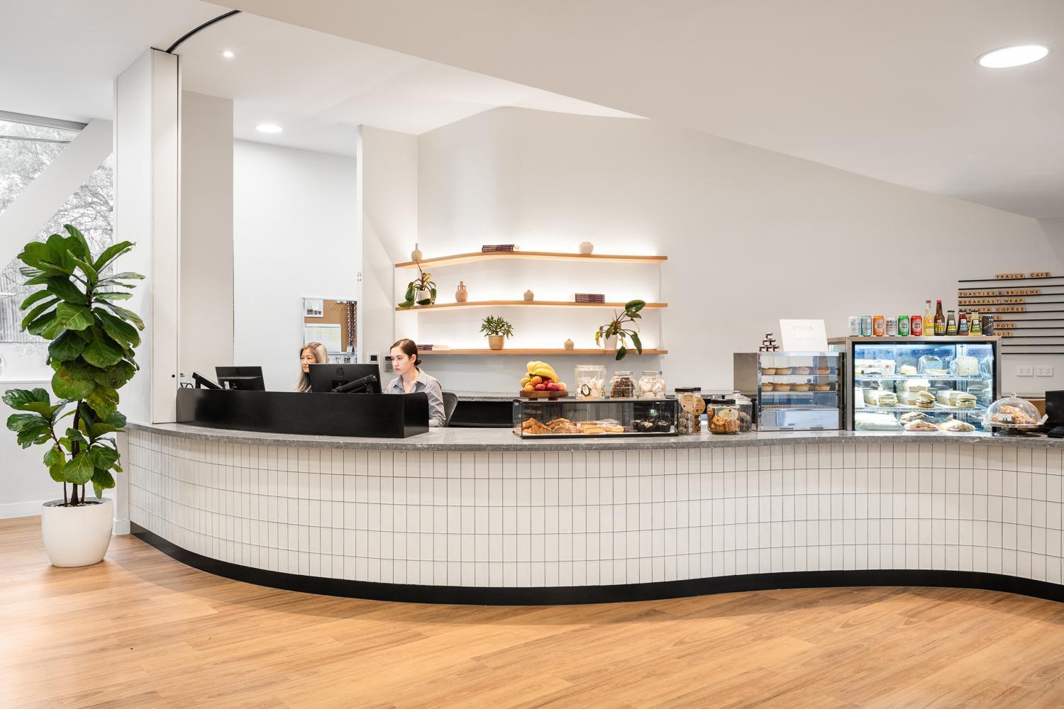 Yha Sydney Harbour Hostel Εξωτερικό φωτογραφία The interior of a typical café