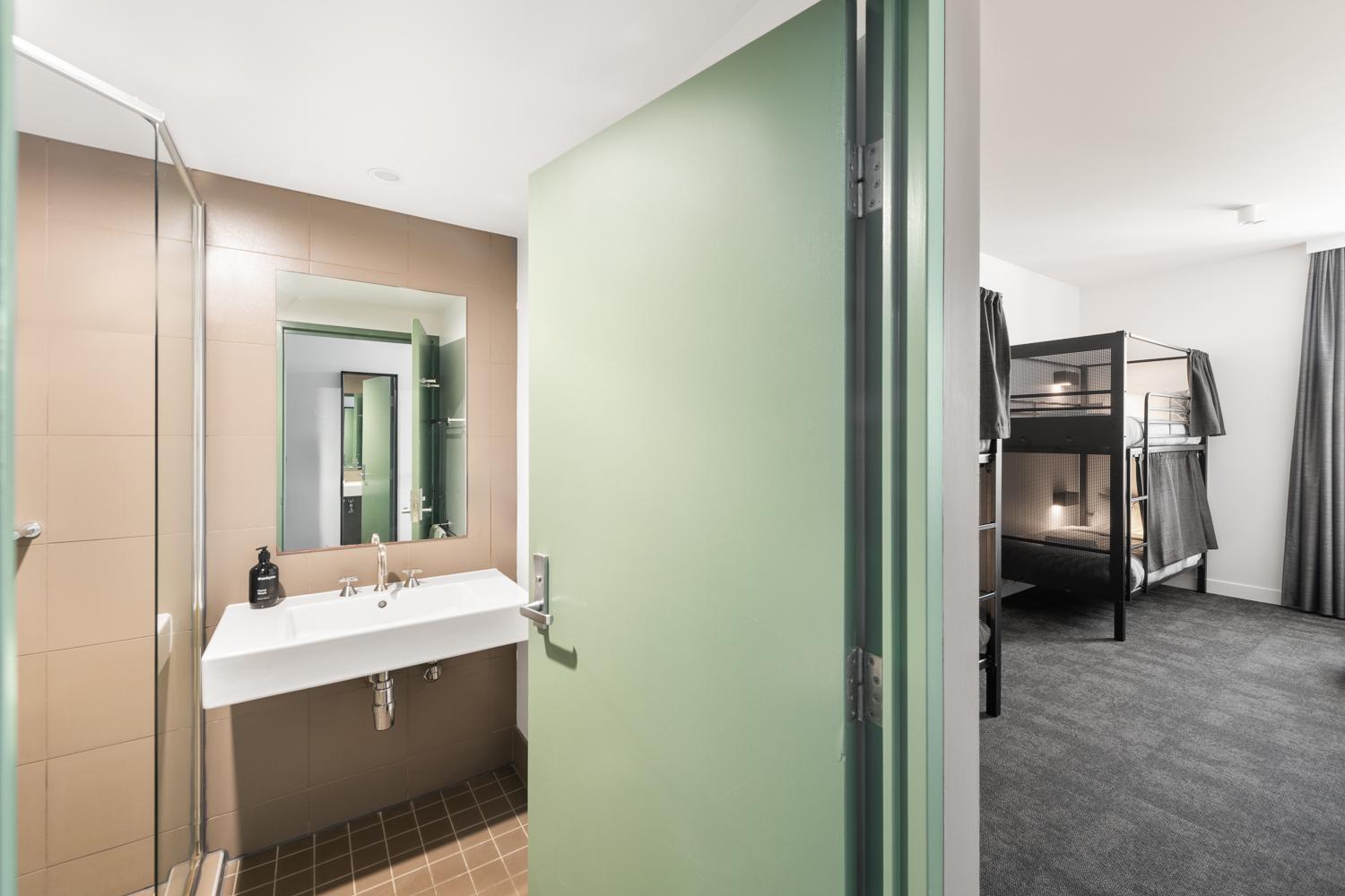 Yha Sydney Harbour Hostel Εξωτερικό φωτογραφία A typical room at the hotel